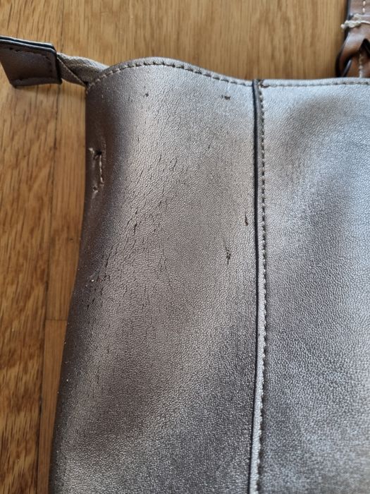 Mala parfois dourado