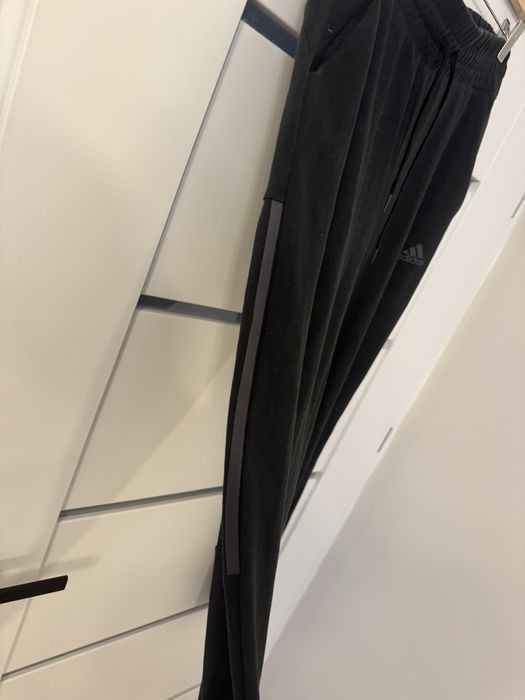 Spodnie dresowe treningowe dresy Adidas M