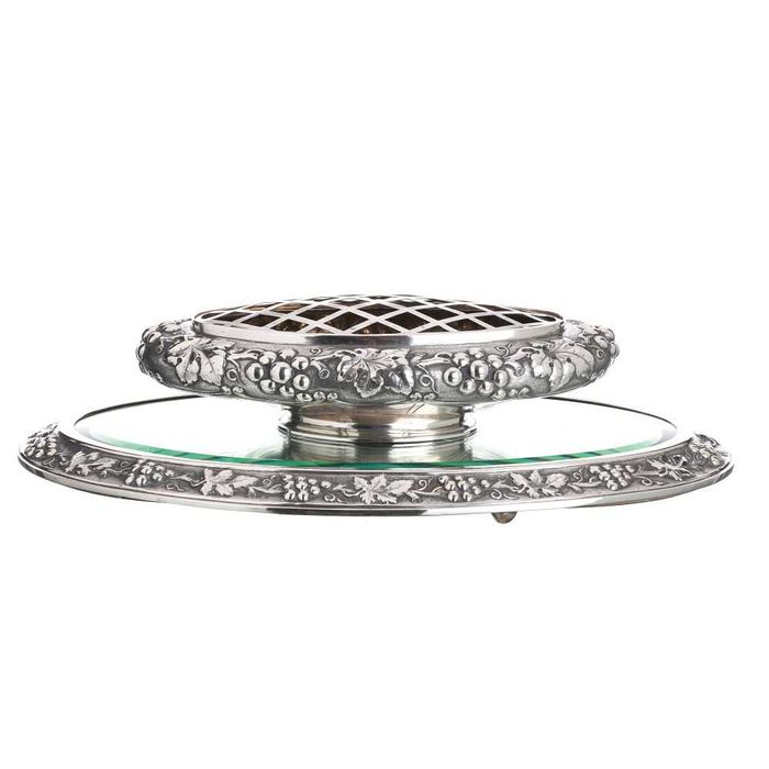 Centro de mesa/ floreira em prata antiga