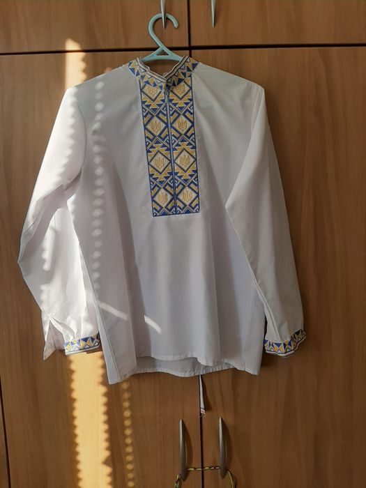 Рубашка вишиванка на підлітка.