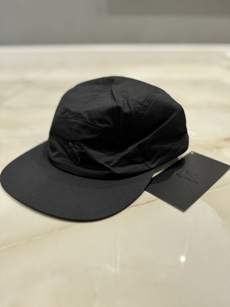 Кепка Arc'teryx Norvan REGULAR BRIM HAT Оригінал оригинал