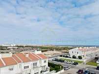 Apartamento T3 Duplex , a minutos das Praias de Peniche