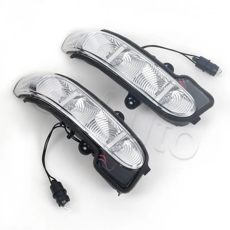 Поворотник зеркало мерседес w203 w211 c180 c200 e200 e270