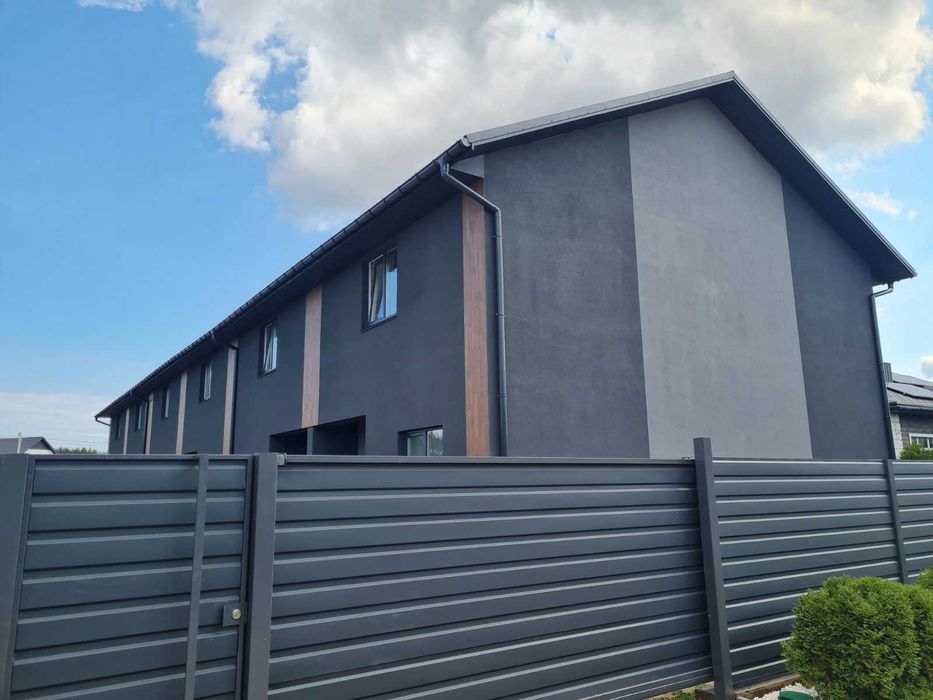 ТАУН З РЕМОНТОМ 110м2! 4 кімнати! Кухня 22м2! Швидкий виїзд на Київ!