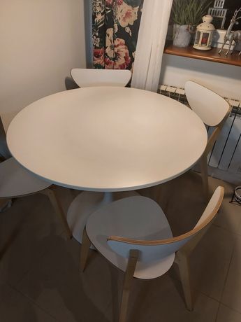 Stół z krzesłami Ikea