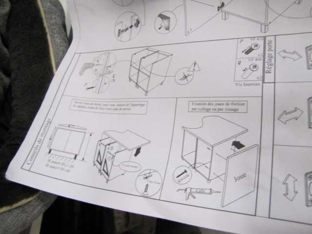 Szafka kuchenna modułowa do zabudowy z drzwiami Berlioz