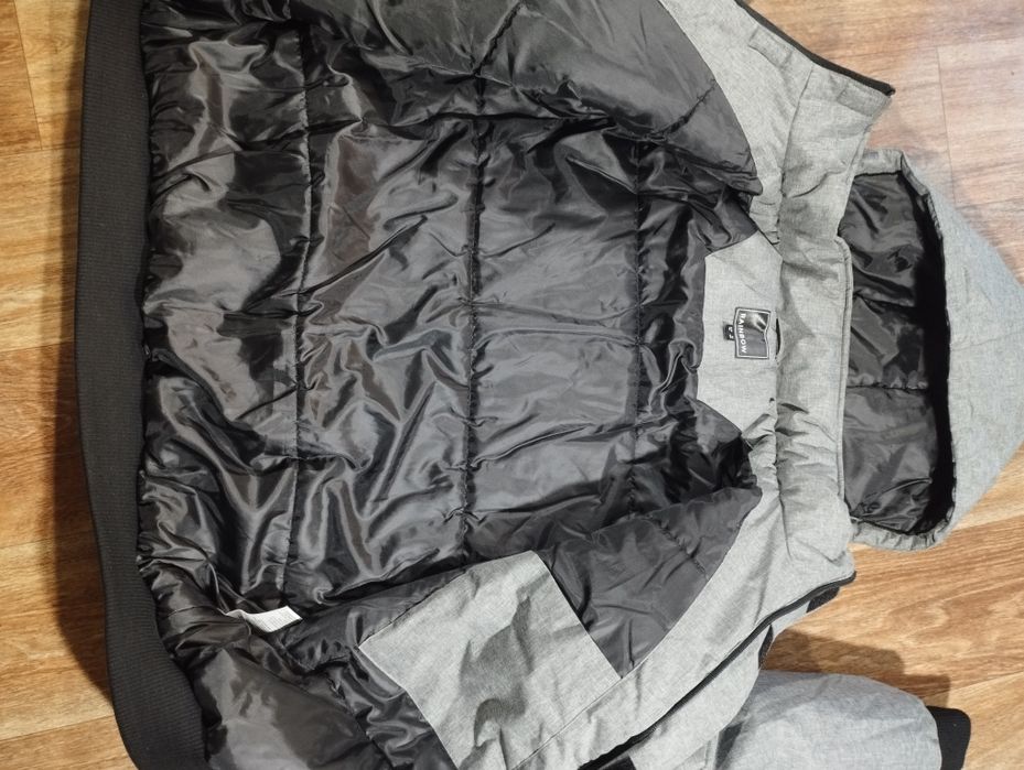 Зимня куртка чоловіча