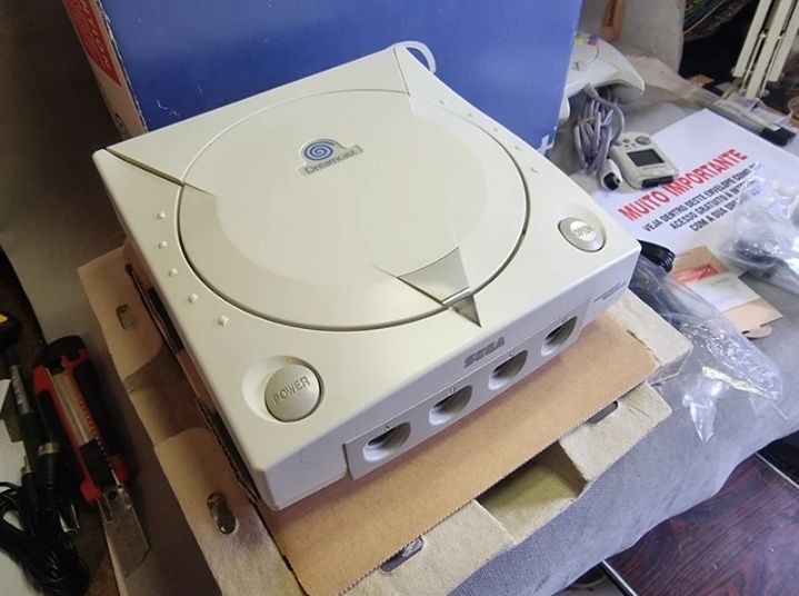 Sega Dreamcast + Caixa + Manuais+ Comando