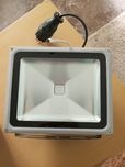 Sprzedam halogen LED z czujnikiem ruchu