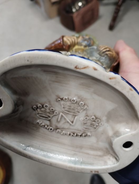 Керамічна статуетка