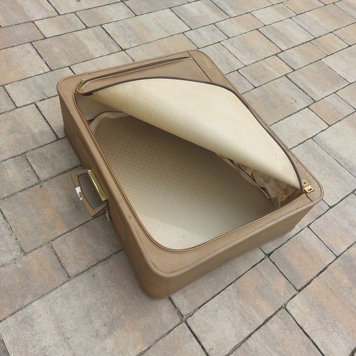 Stara duża walizka podróżna retro vintage prl lata 70te