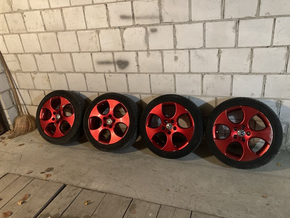 VW Golf V GTI Koła aluminiowe 17 cali VW Golf V GTI CANDY RED