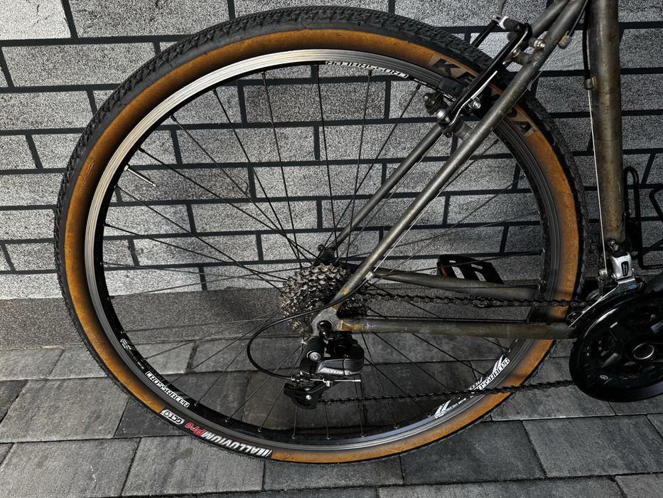 Rower trekkingowy cross rama stalowa 28” rost raw gravel