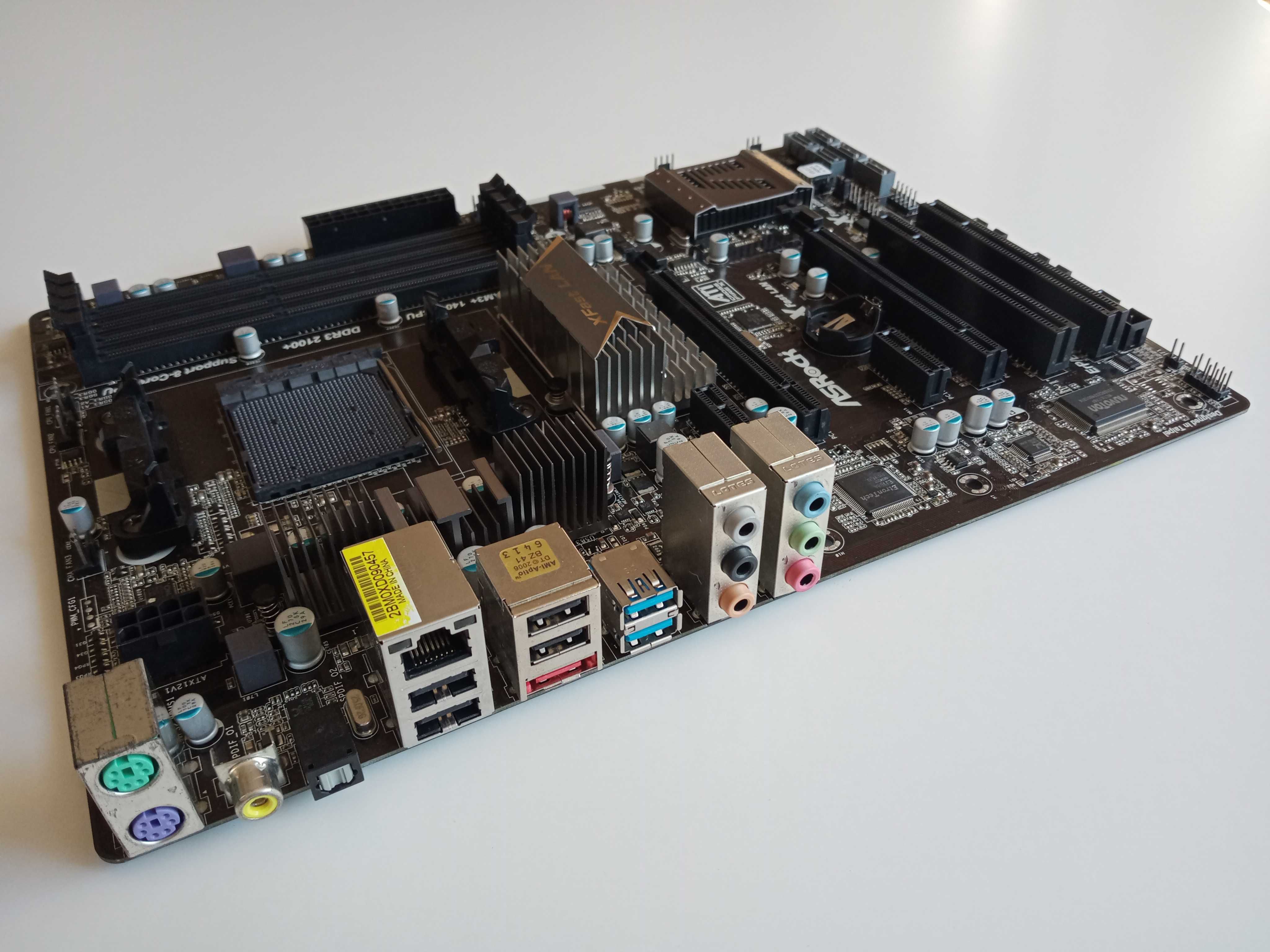 Płyta główna ASRock 970 Extreme3 / s.AM3+ / DDR3 / USB 3.1 / SATA III