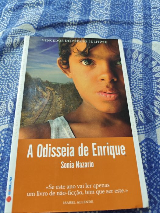 Livro "A Odisseia de Enrique" portes incluídos