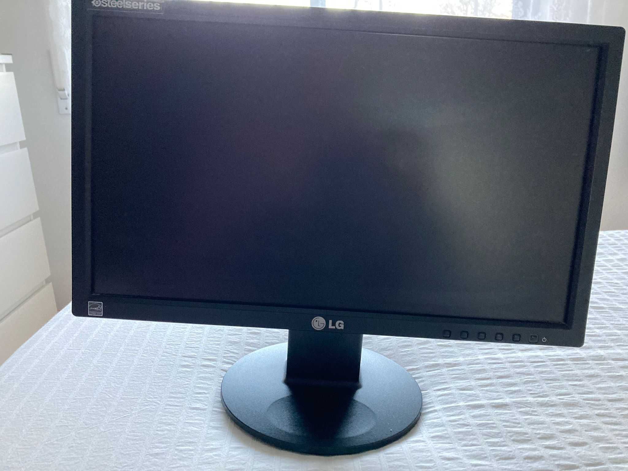 Monitor LG - E1911S