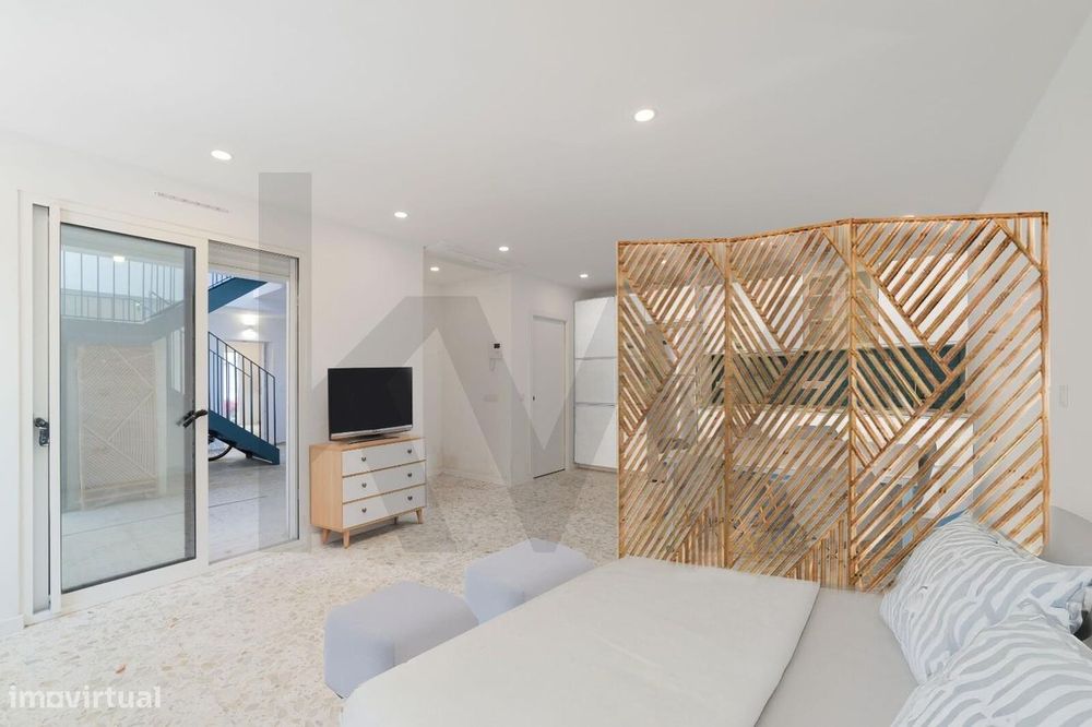 Apartamento T0 novo para venda em VRSA-Edifício "EXE" Glamour, moderno