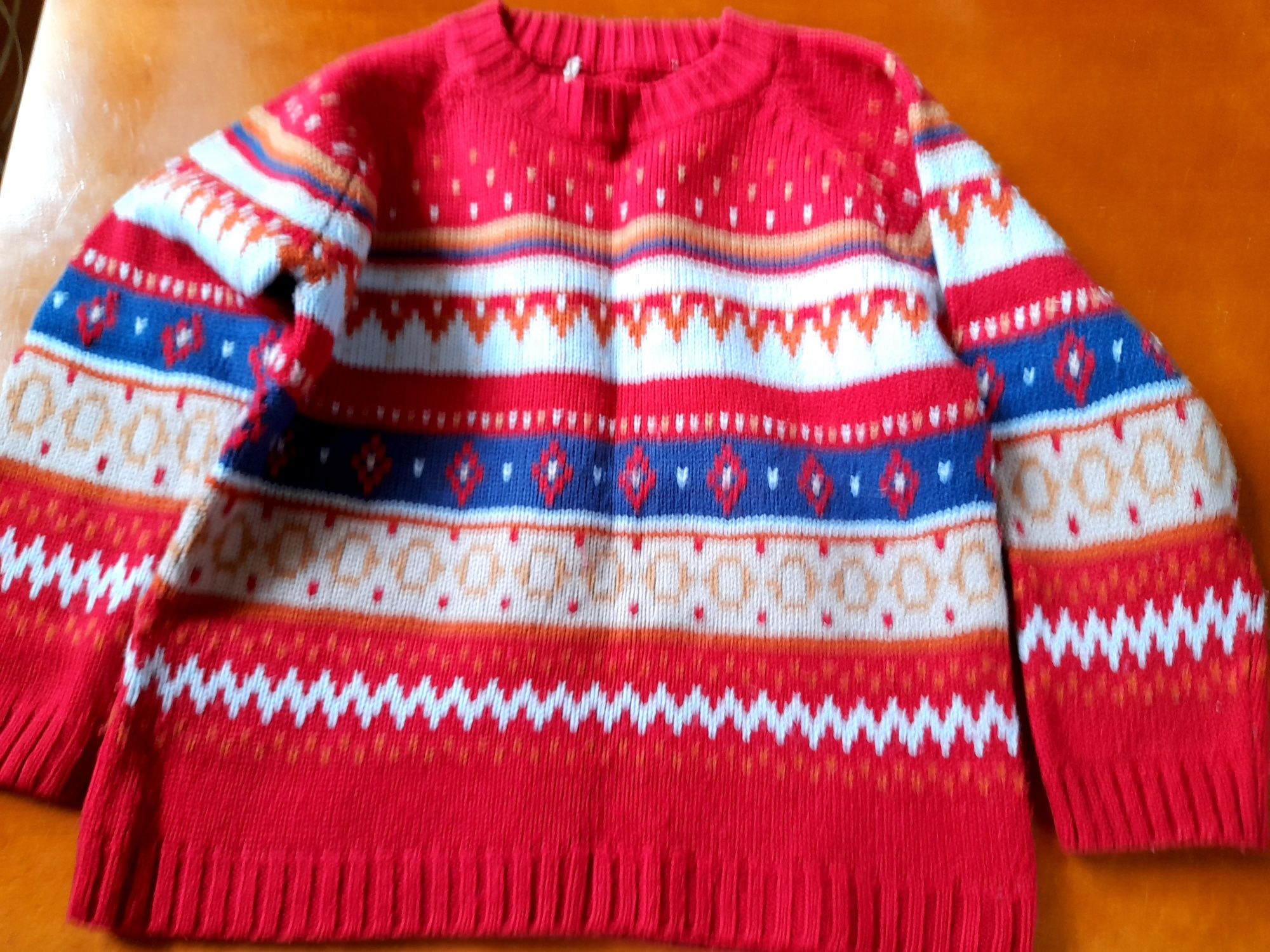 Sweter 104 ciepły