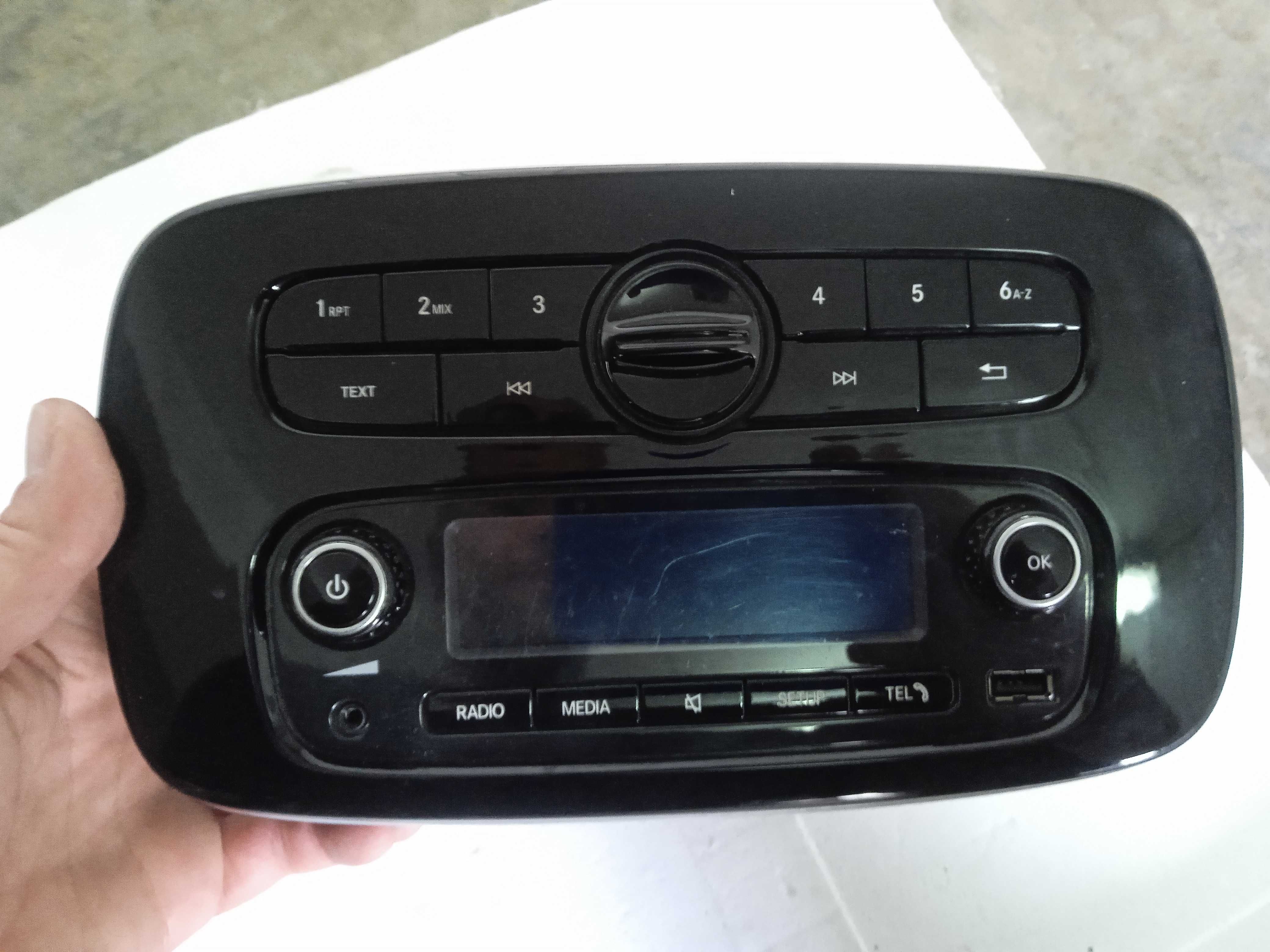 radio multimedia smart forfour