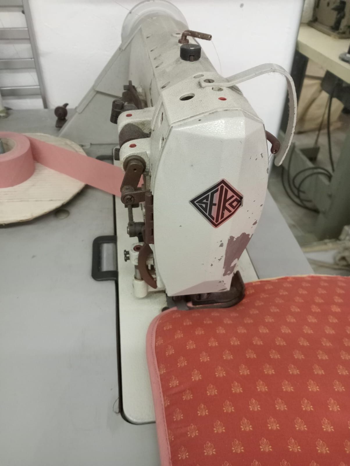 Maquina de afitar de triplo arrasto