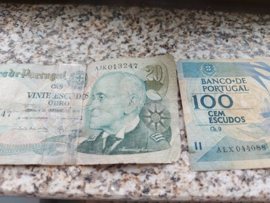 1 nota de 20 escudos de 1978   1 de 100 escudos de 1986