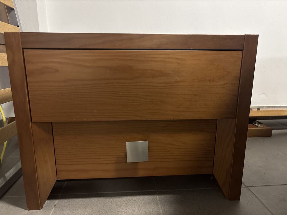 Conjunto cama e mesa cabeceira + colchao
