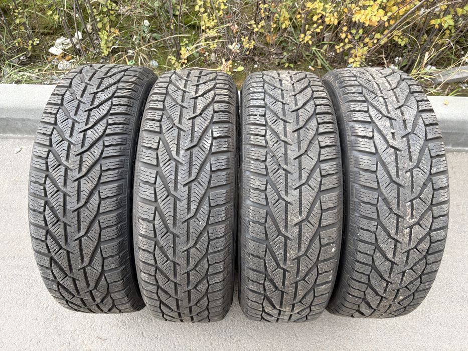 Колеса зимові диски резина Toyota Camry 215/55 r17