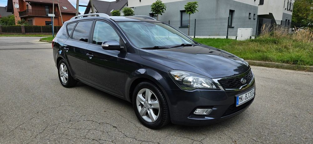 Kia Ceed 2011 Rok 1.6 Benz. 125 Ps Przeb.172 Tys.km 100% Bezwypadek Super Stan