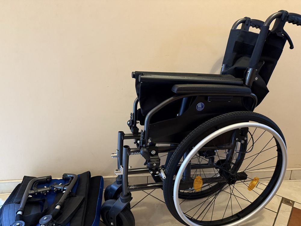 Wózek inwalidzki aluminiowy - NOWY