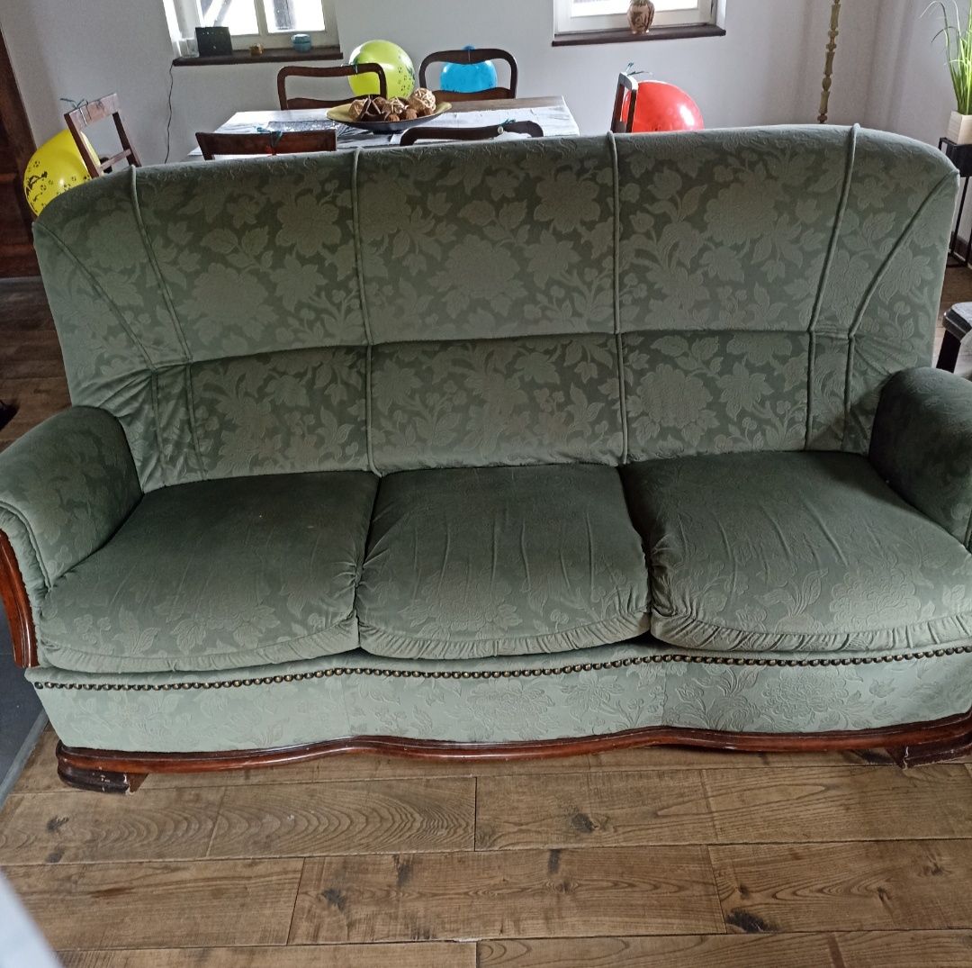 Komplet elegancki, sofa i dwa fotele