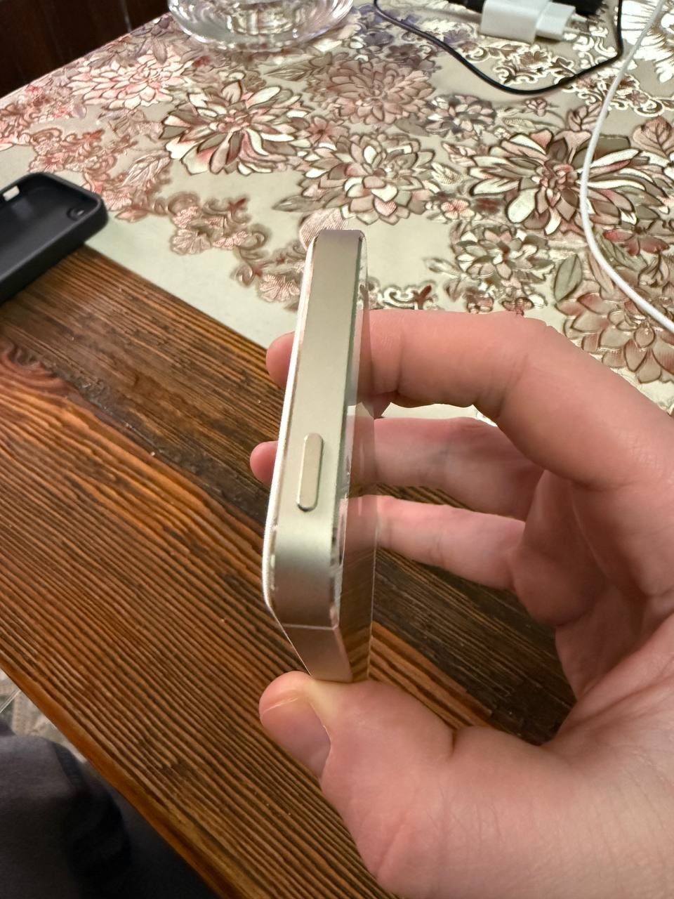 iPhone 5s 16 gb. Neverlok. Gold. Отличный вариант для ребенка/родителе