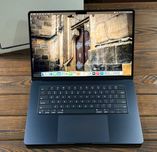 MacBook Air 15" M3 24/512 Midnight Mid 2024 (MC9L4) - 1.270$ New, Open
