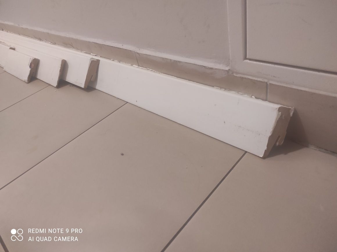 Listwy MDF białe