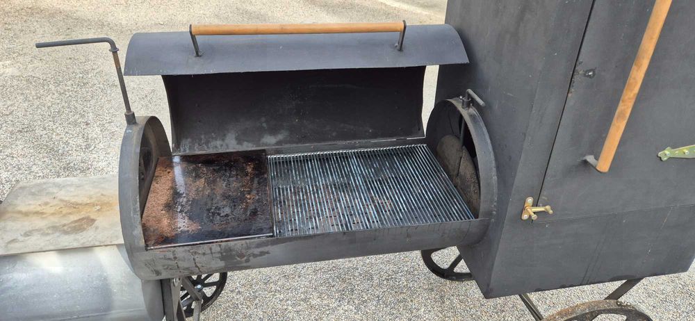 Grill Ogrodowy - Wędzarnia