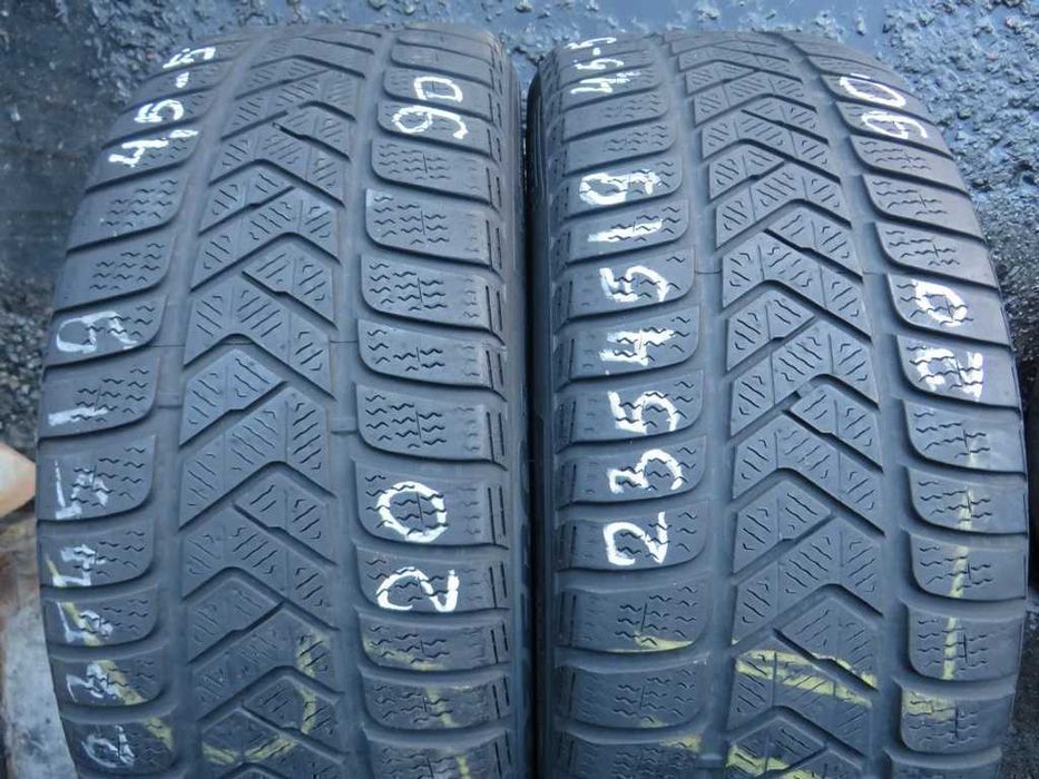 235/45 R19 99V Pirelli Sottozero3 зима 2 штуки 2020рік