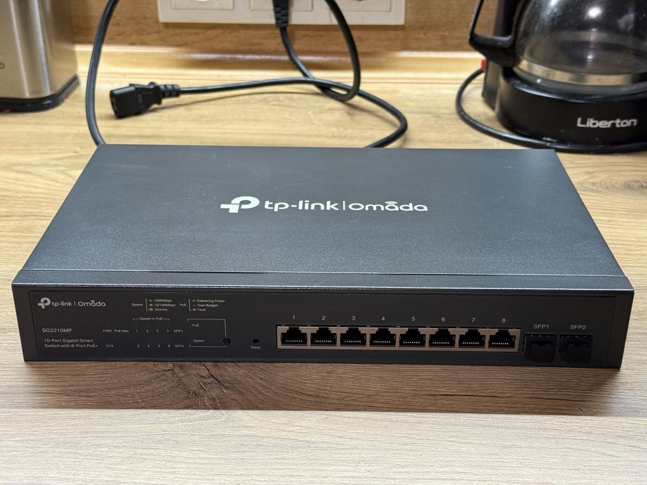 Комутатор мережевий TP-Link SG2210MP