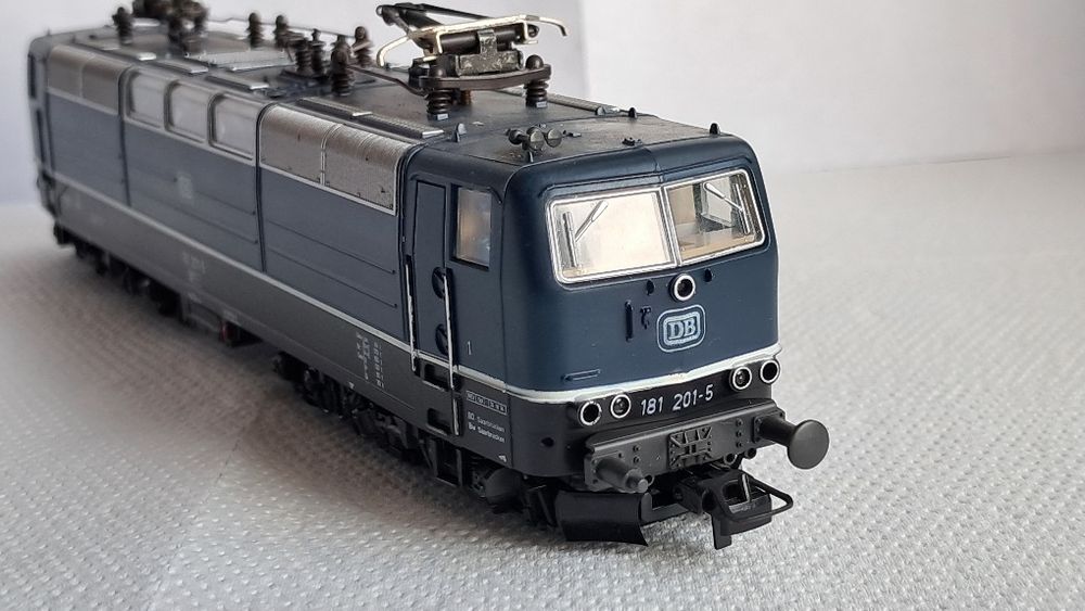 Lokomotywa H0 Roco BR 181