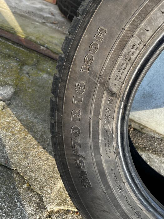 Opony zimowe 215/70R16