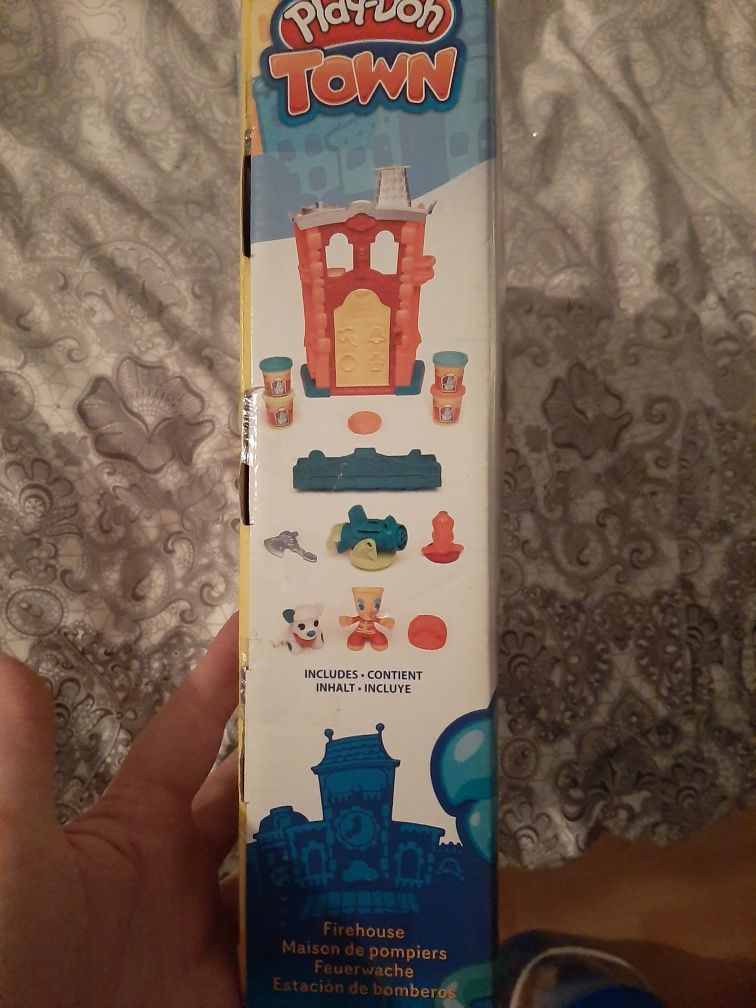 Duży zestaw play doh strażak