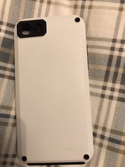 Elago capa iPhone 7