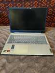 Laptop Lenovo Ideapad 3 uszkodzony