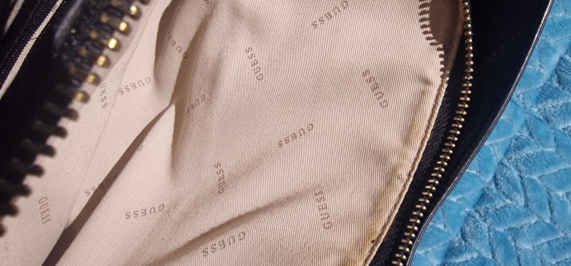 Bolsa  marca guess