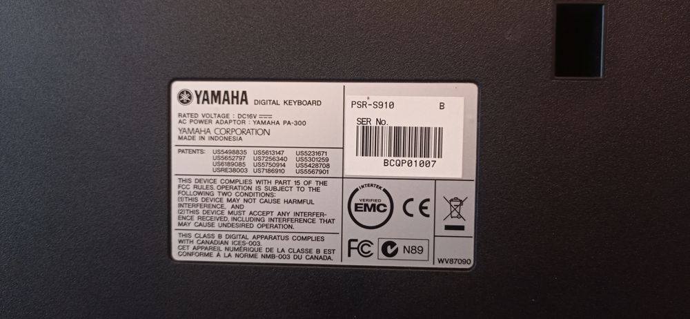 Keyboard Yamaha PSR S 910