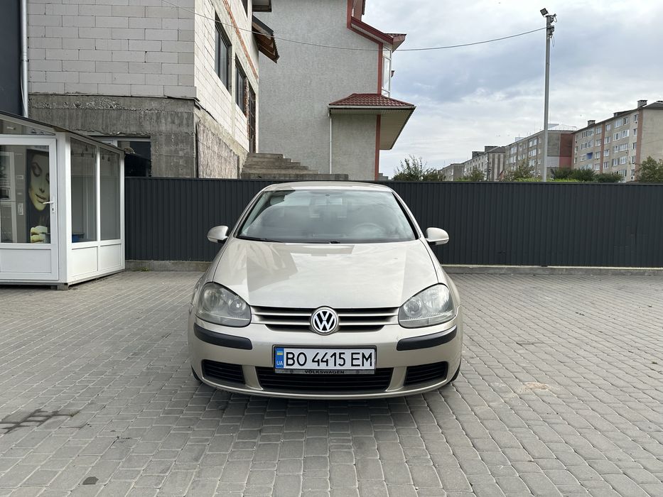 Продається гольф 5