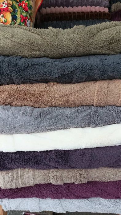 Плед, покривало, бренди, різноманітний вибір