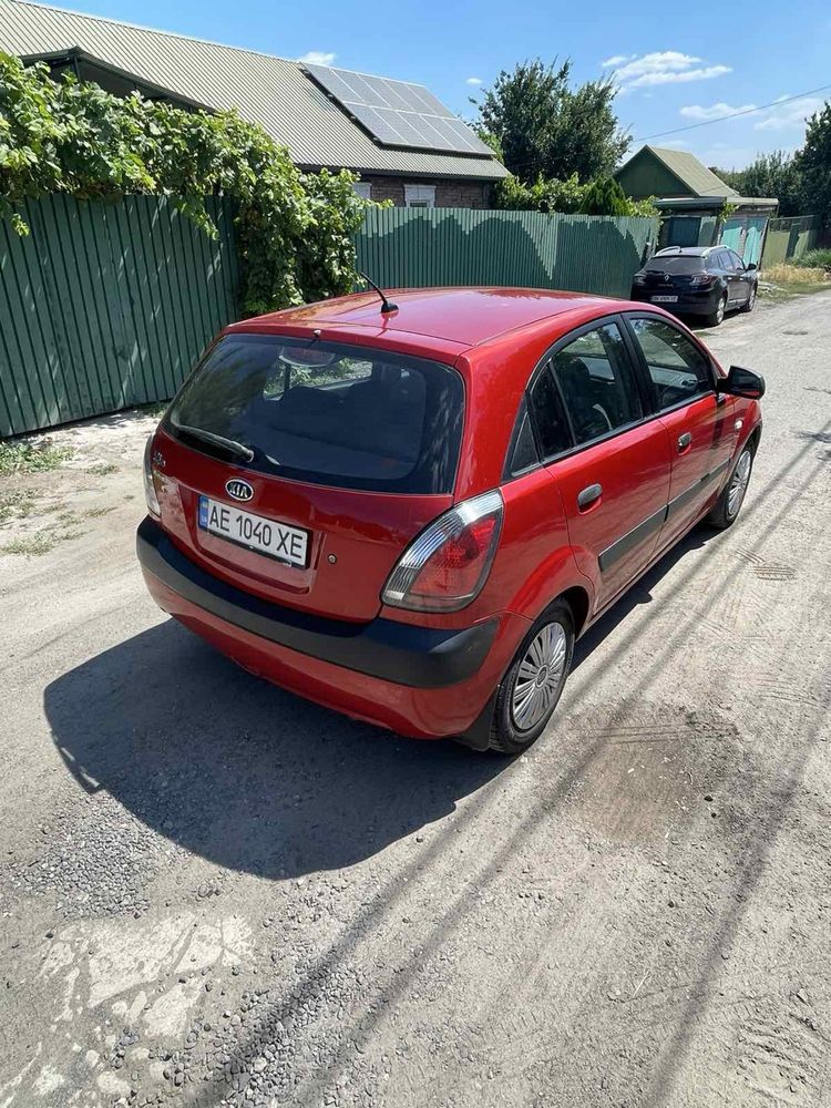 Продам Kia Rio в отличном состоянии
