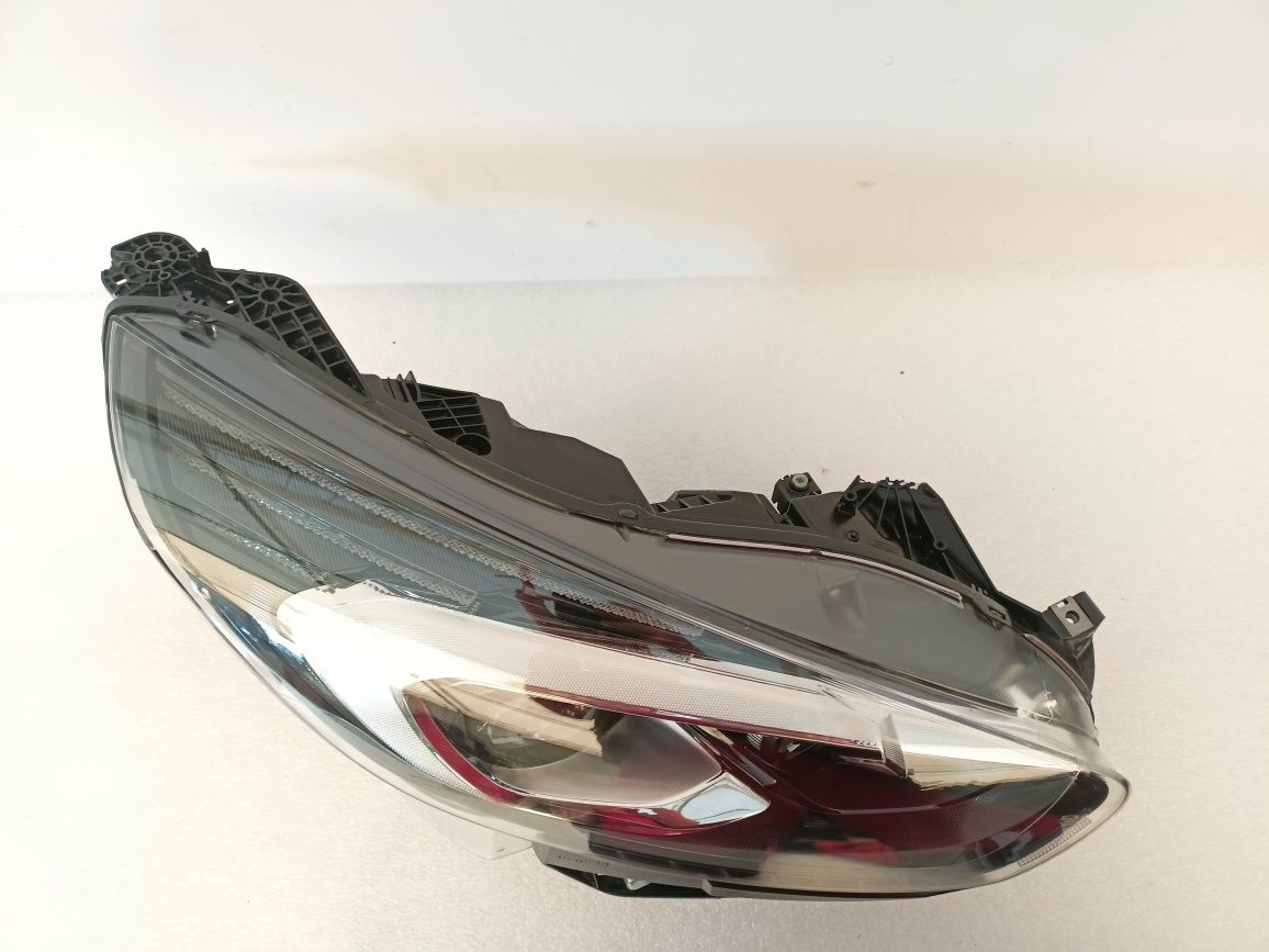 Ford S-Max MK2 lampa prawy przód prawa przednia LED 15-
