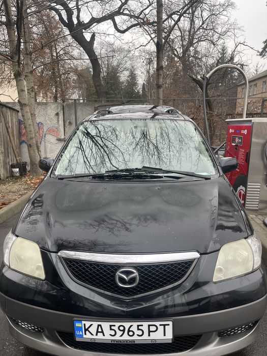 Mazda mpv 2003 рік