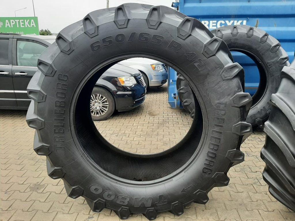Opona używana rolnicza 650/65R42 TRELLEBORG TM800; 3000zł W4517