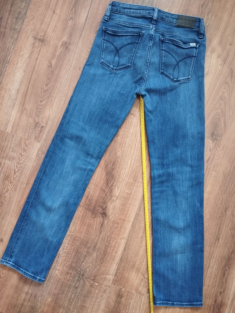 Jeansy Calvin Klein 28/30